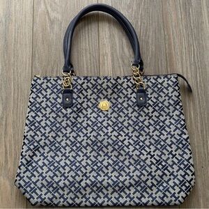 Tommy Hilfiger Over The Shoulder Handbag/Tote/Purse Navy Blue